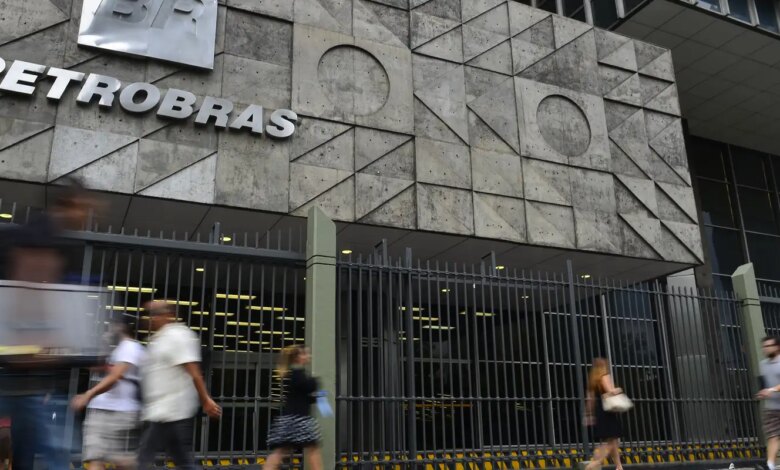 Petrobras atinge marca inédita de 1 milhão de acionistas na bolsa